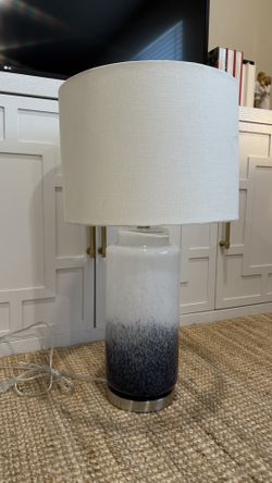 Table lamp