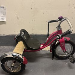 Schwinn Roadster Tricycle – Classic Pink Kids Trike