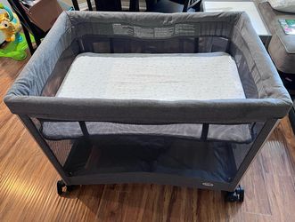 HALO 3-in-1 DreamNest playpen