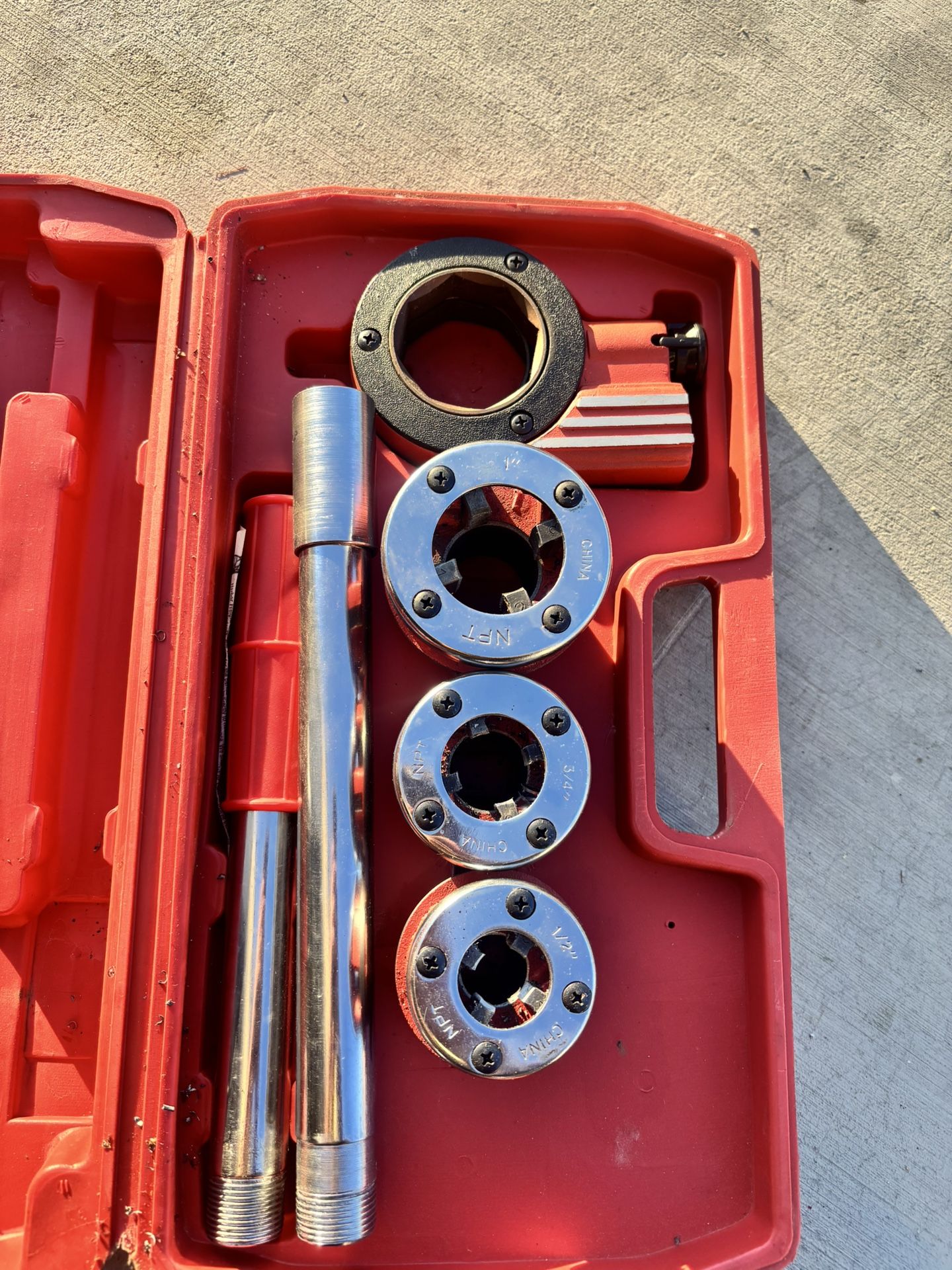 Pipe Threader