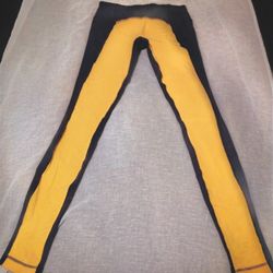 7Lululemon leggings size 8 yellow and Navy Blue Athleisure