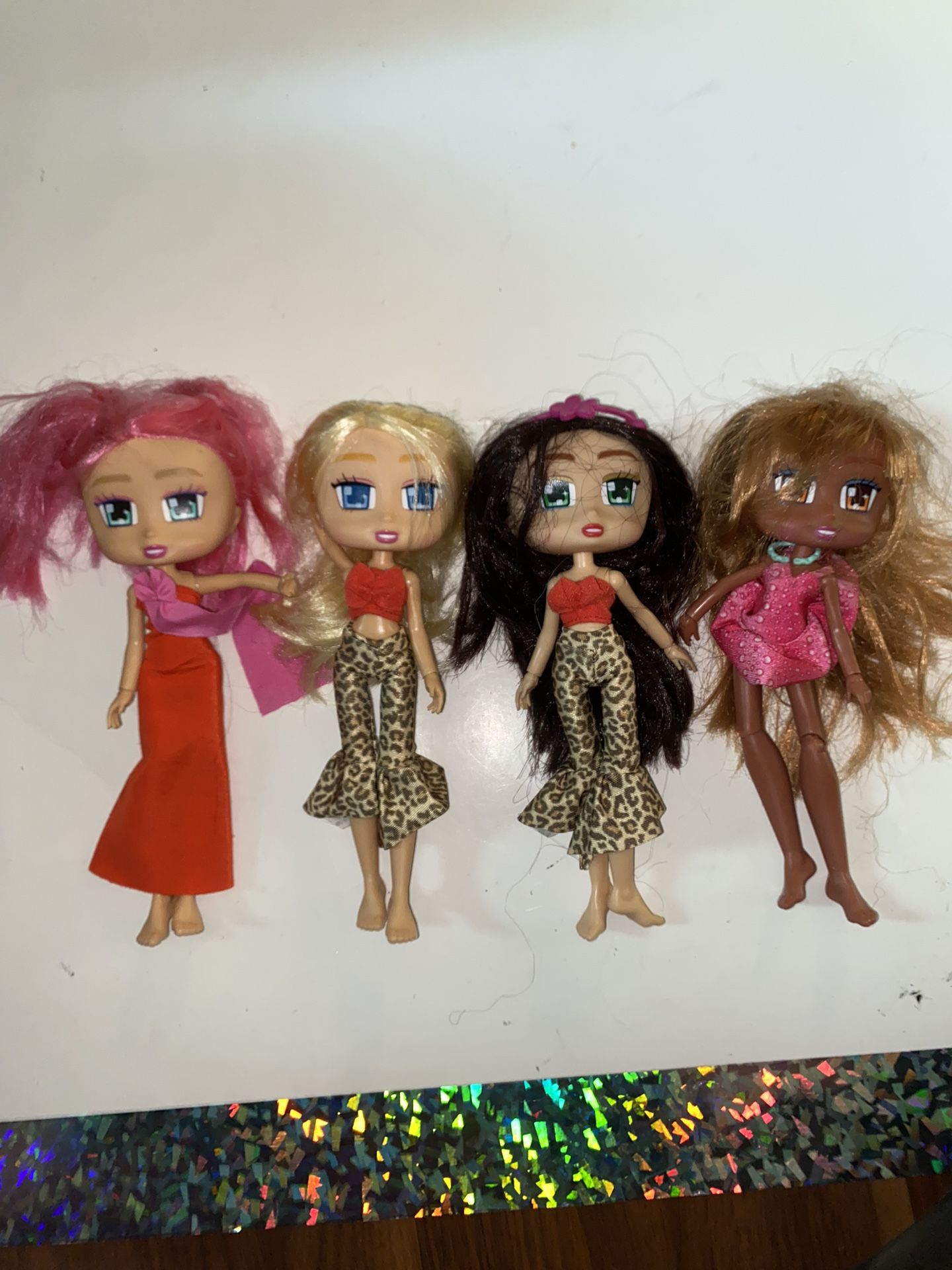 4 Boxy girls dolls
