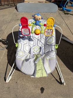 Fisher-Price Baby Bouncer with Toy Bar