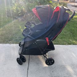 Double stroller (standing fold)