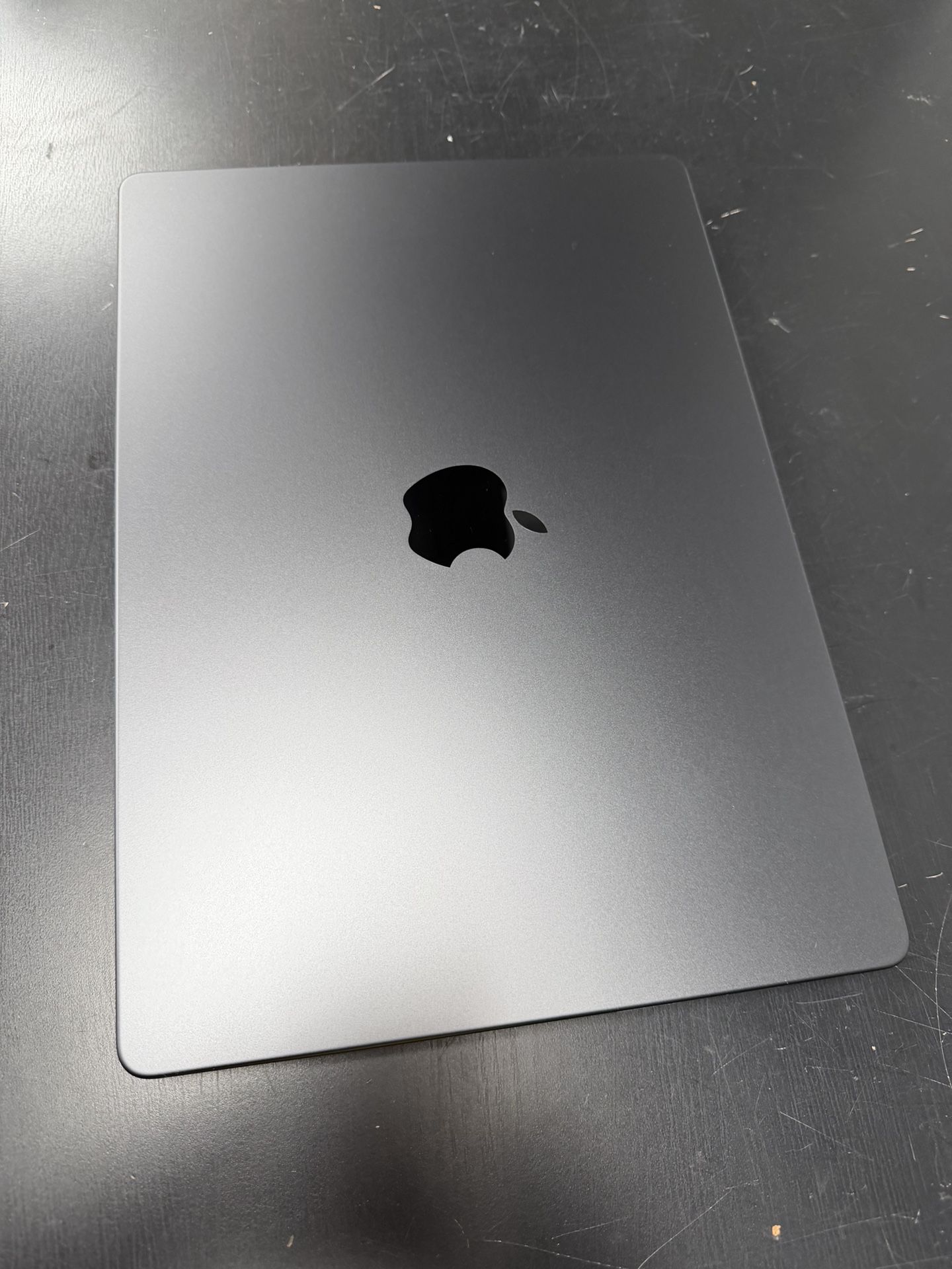 MacBook Pro 2023 14” Apple M3 Pro 18GB RAM 512GB Memory