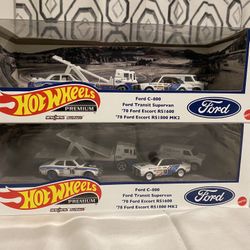 Hot Wheels Premium Ford Race Team