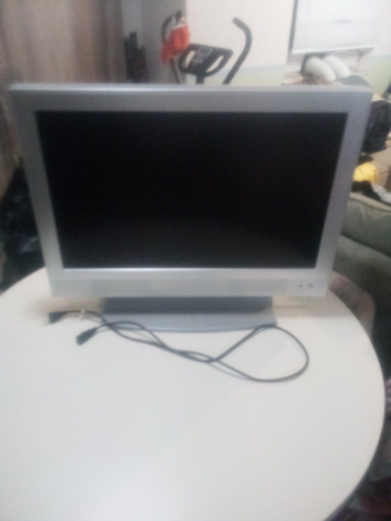 32 Inch VISIO Flat screen - Works