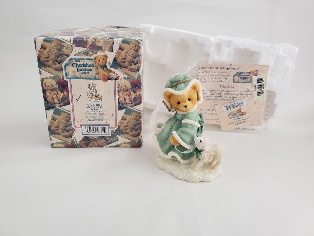 Cherished Teddies FELICIA Joy to the World 533890 Vintage 1999 Hillman figurine
1999 Cherished Teddies FELICIA CHRISTMAS FIGURINE 533890 NIB HOLIDAY