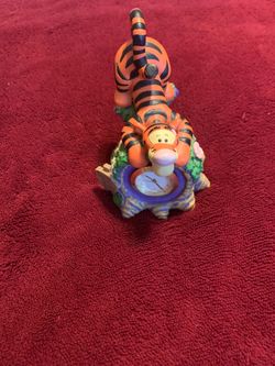 Tigger 3 3/4 inch clock