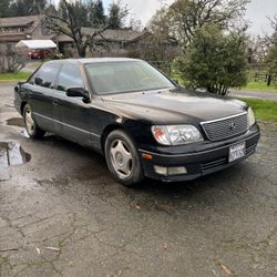 1998 Lexus LS 400