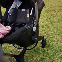 Doona Stroller 