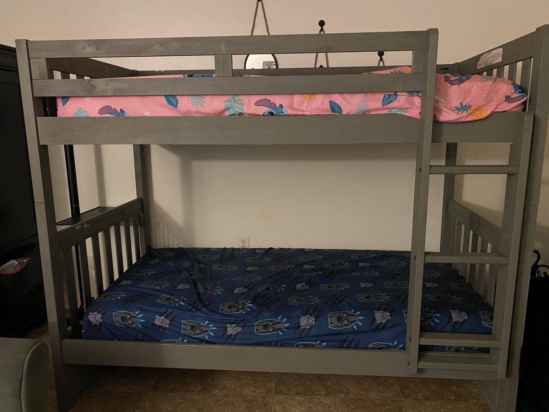 Twin bed