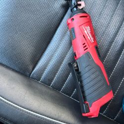 Milwaukee 3/8 Ratchet