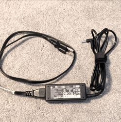 HP Laptop AC Power Adapter Charger 740015-002