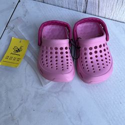 joybees Water Shoes Size 4/5
