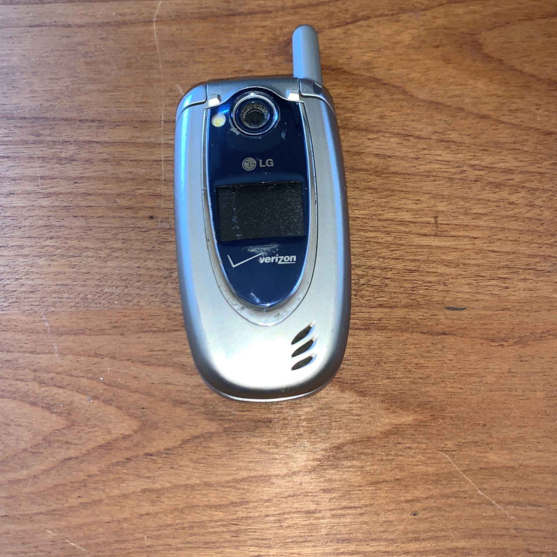 Verizon LG VX5200 Flip Phone