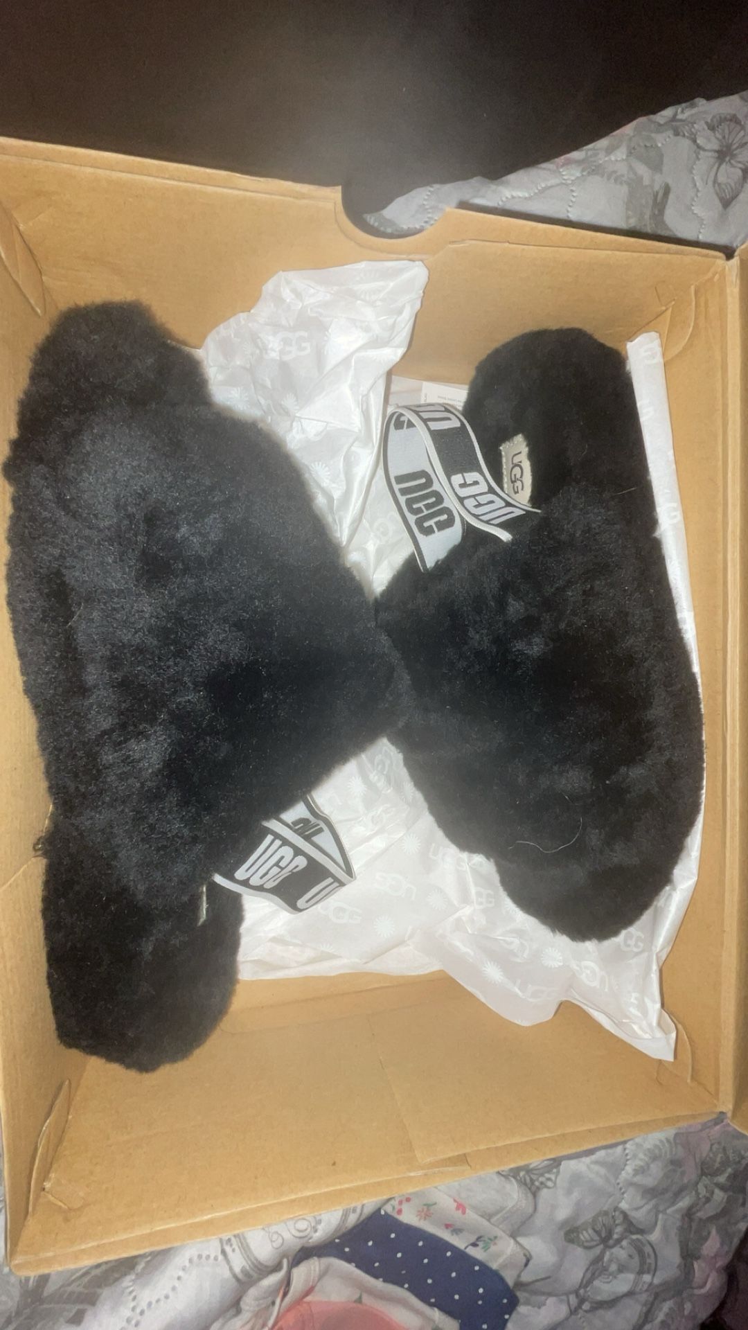 Ugg slippers 
