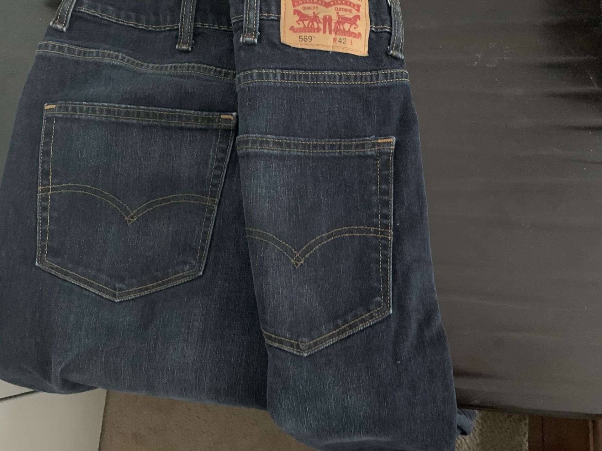 Men’s Levi Shorts Size 42