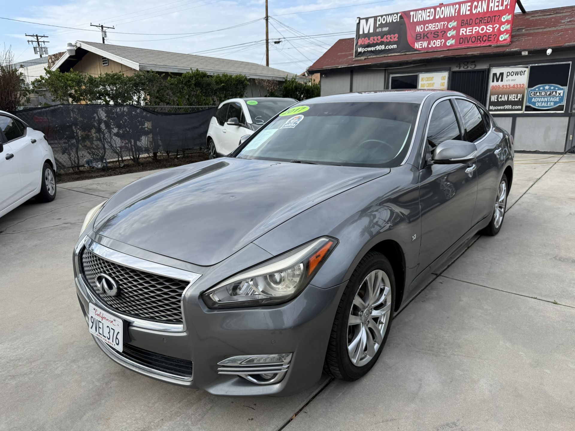 2017 Infiniti Q70