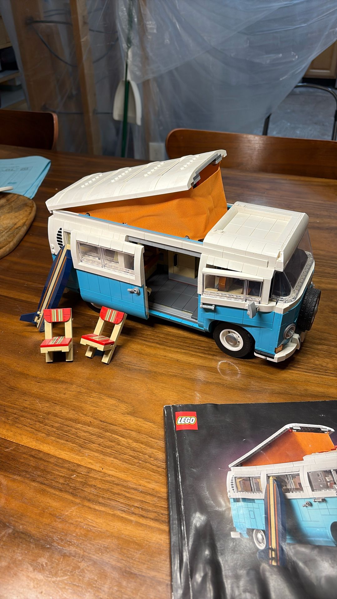 LEGO Volkswagen T2 Camper Van 10279