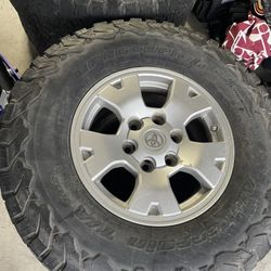 Toyota Tacoma 16 Inch Wheel Tire All four Wheels And Tires