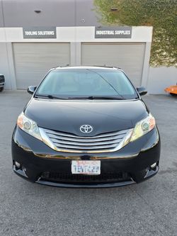 2011 Toyota Sienna