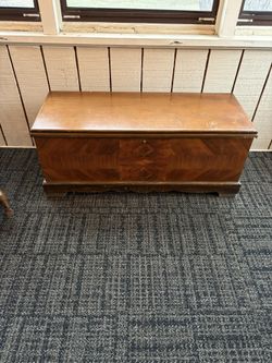 Roos chests cedar Chest 