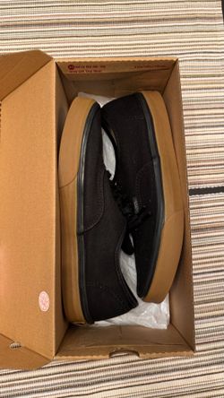 Vans Authentic Black/Gum Men’s Size 10 – Excellent Condition