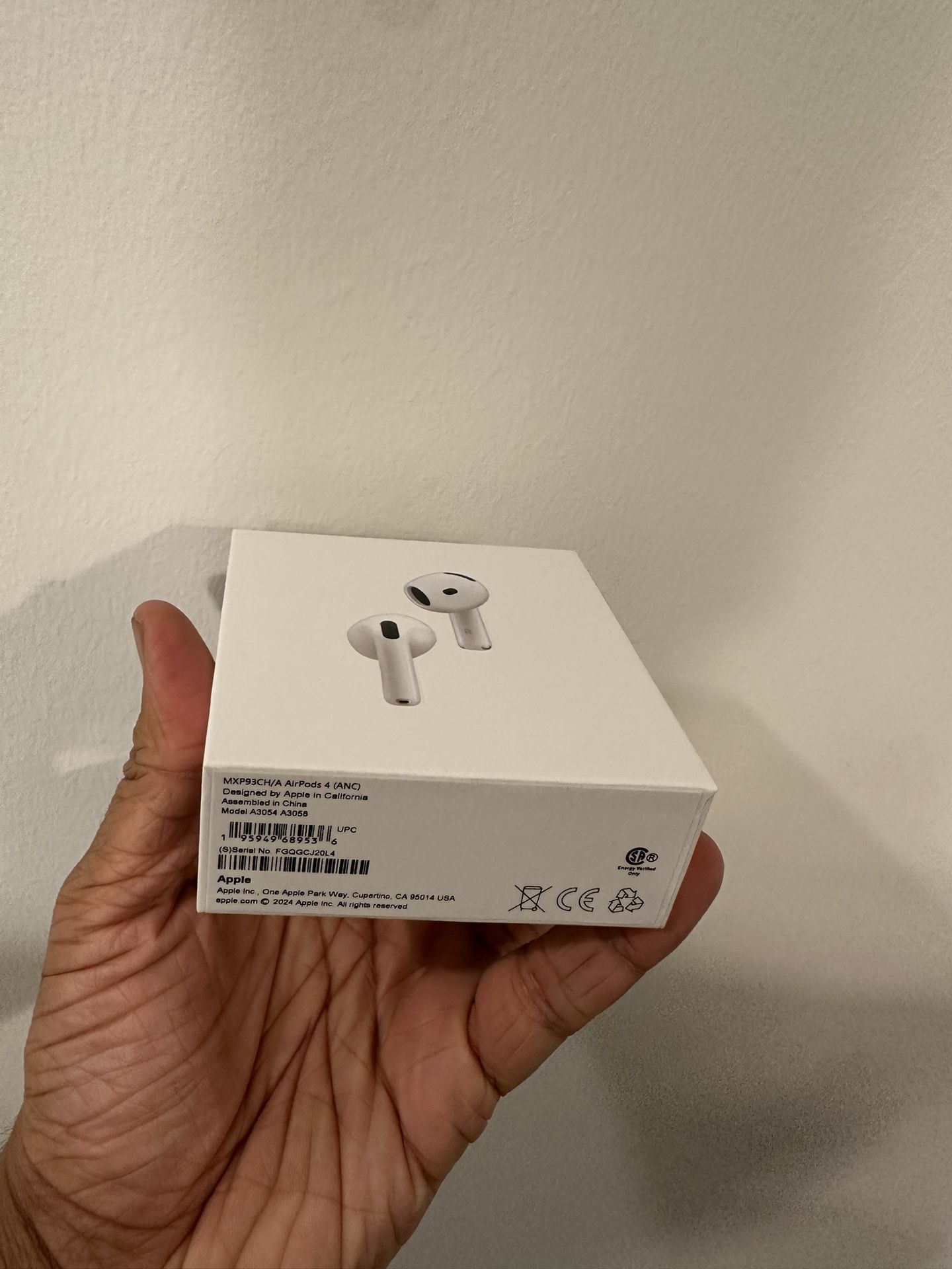 Brand New Airpods 4 With Active Noise Cancellation