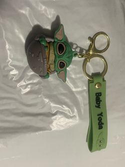 Baby yoda keychains!