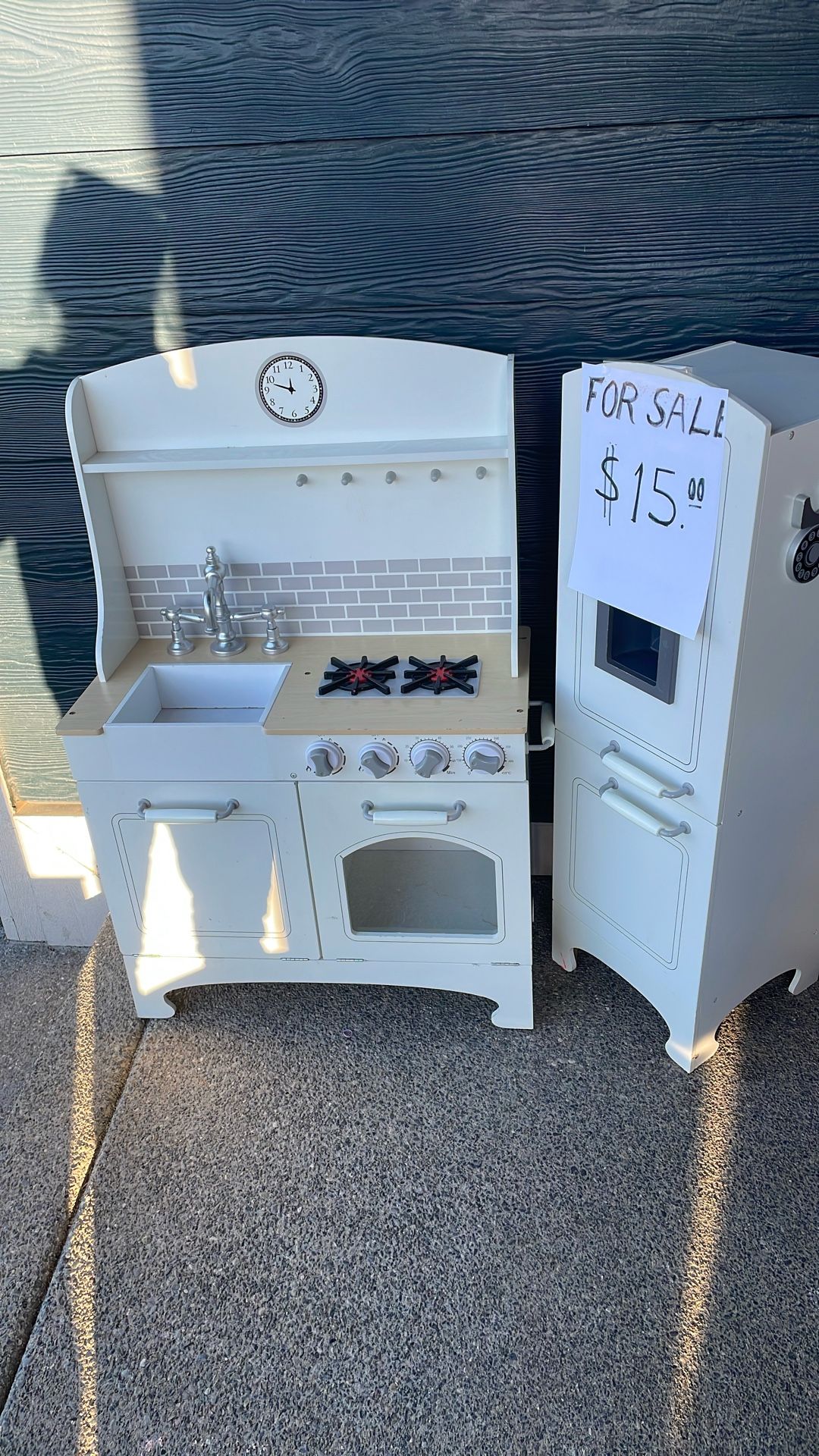 Set Of Kids Kitchen