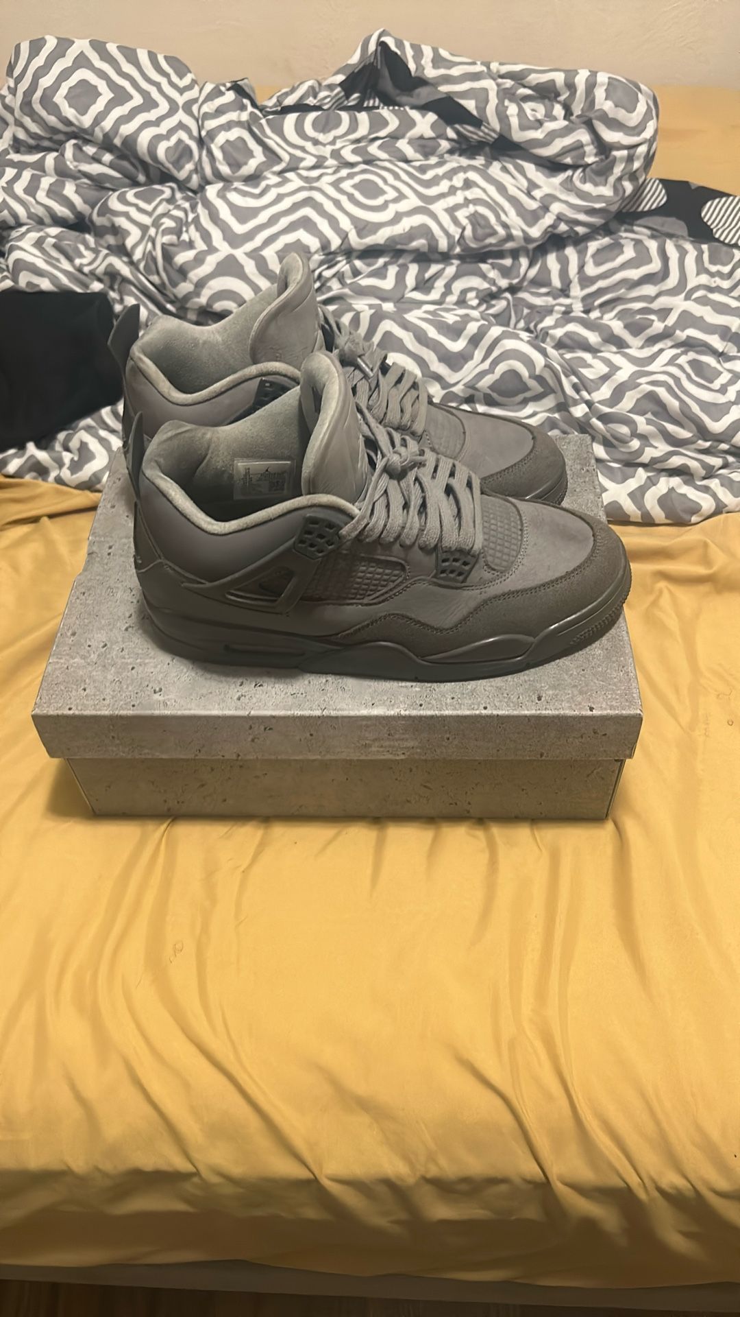 Jordan 4 “ Wet Cement “