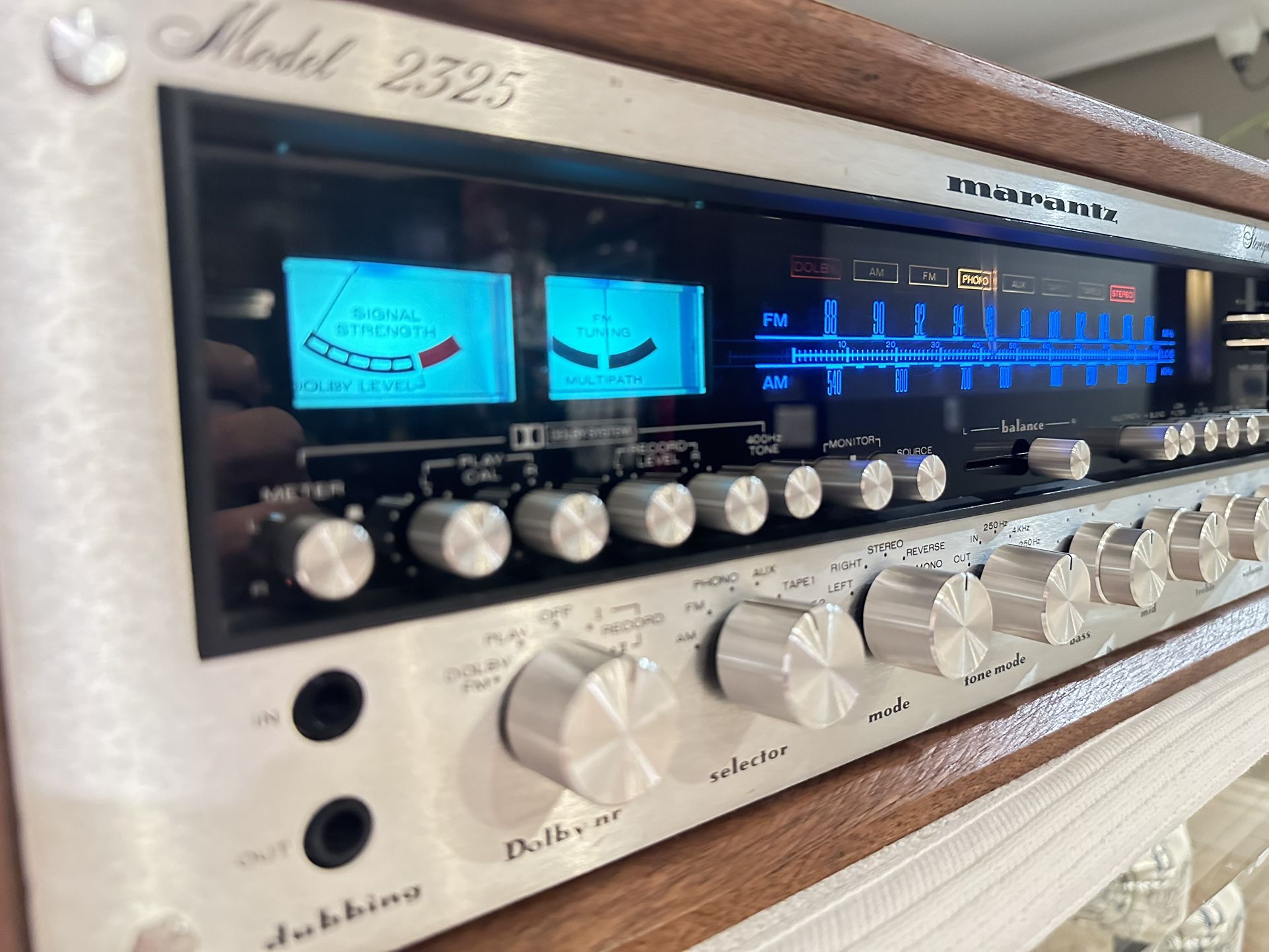 Vintage Marantz 2325 Receiver