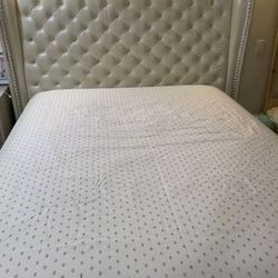 King Size Bed With Mattress 