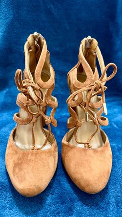 Aquazzura Holli Rusty Brown Suede Curvy-Caged Pumps