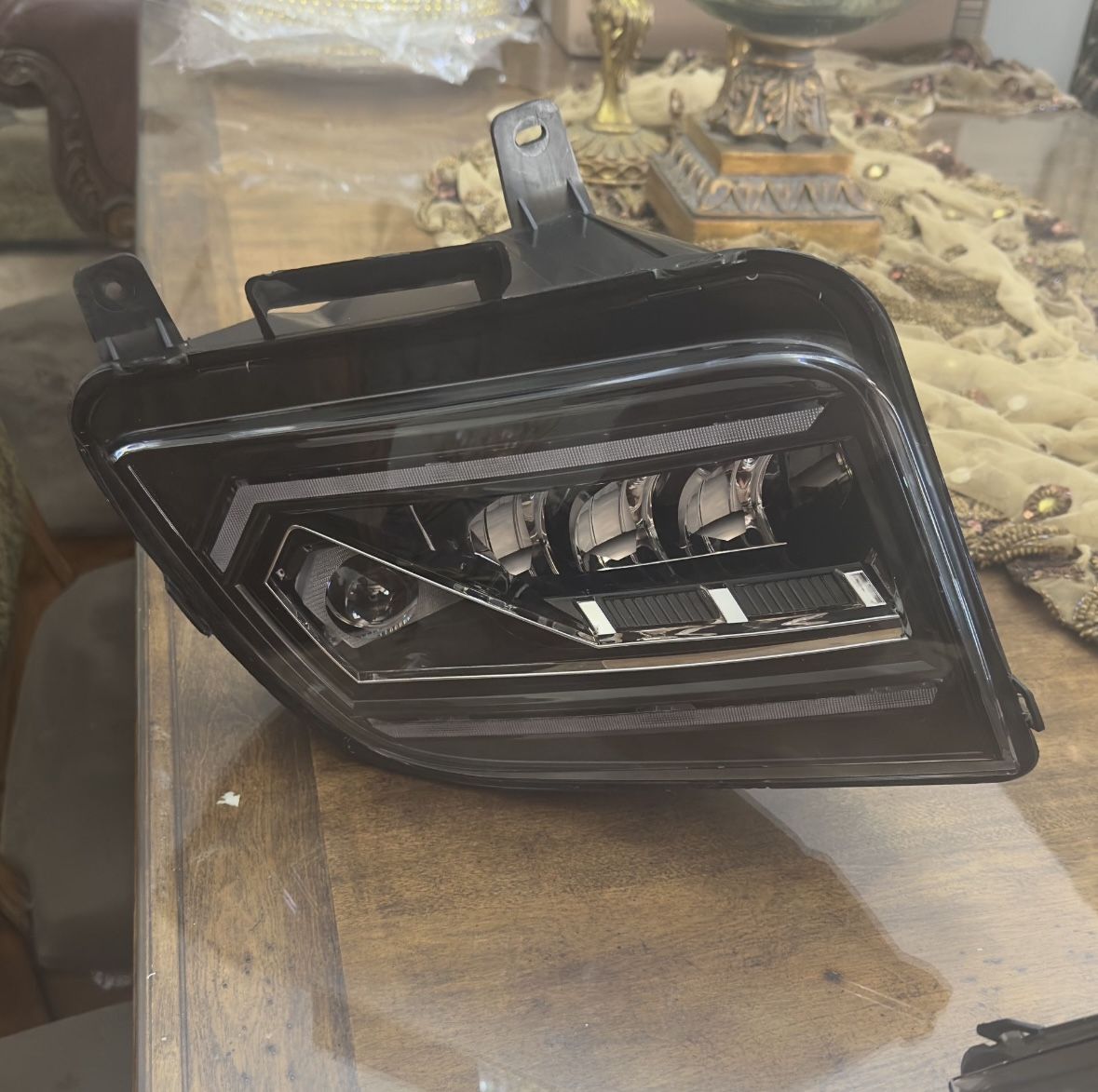 05-09 Mustang VLAND Headlights 