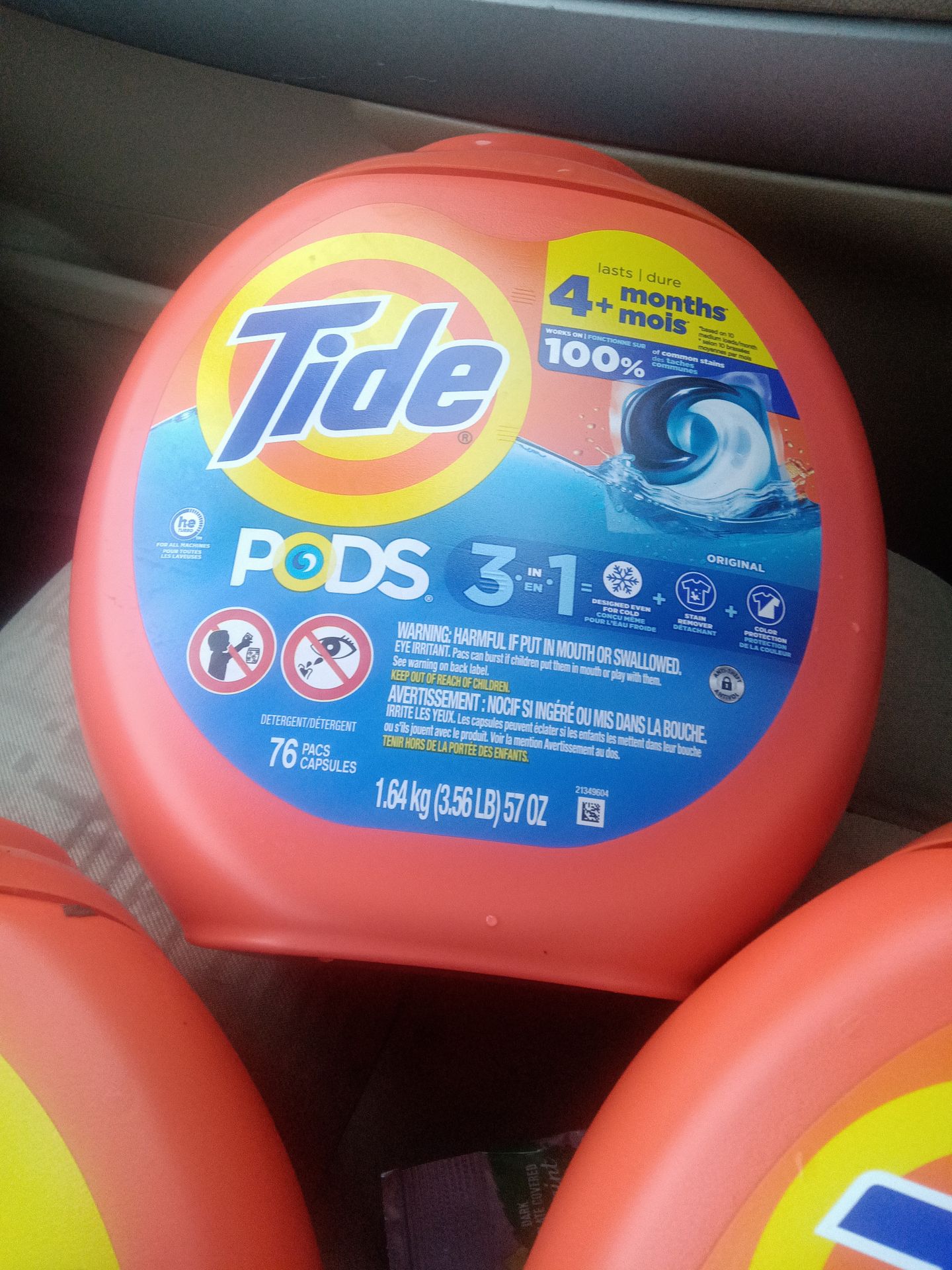 Tide laundry detergent