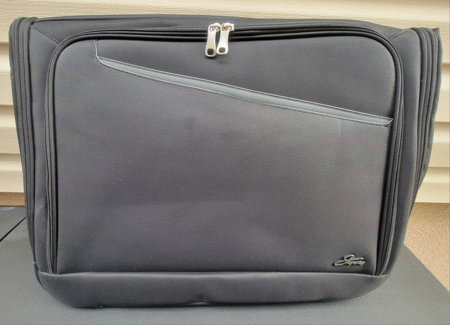 Skyway Black Suit Dress Folding Garment Travel Bag Luggage