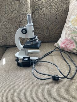 Vintage Tasco LM400 Compound Microscope with External Illuminator – As Is