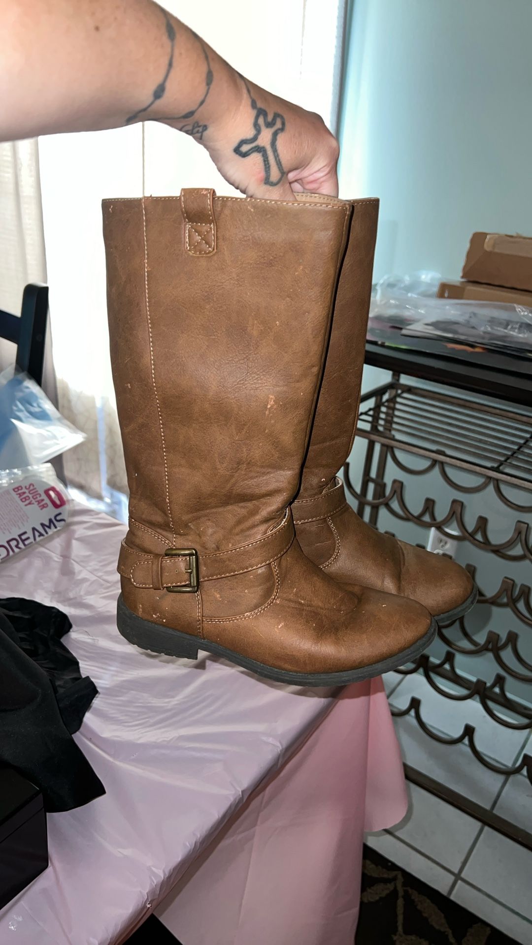 Kenneth Cole boots size 4.5 $5
