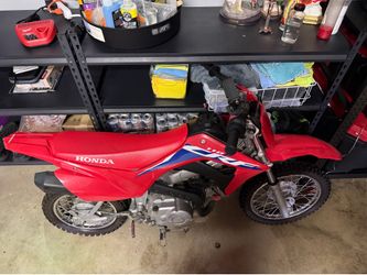 Honda 110 new *title on hand*