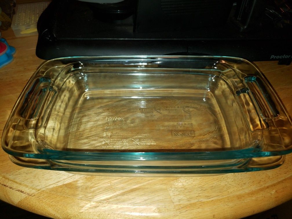 Pyrex Cassorole Dishes