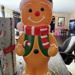 24 Inch Gingerbread man Blowmold 