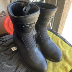 Motorcycle But Like New Size 11