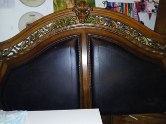 Traditional King Bed Frame – American Signature Ornate Panel Bed