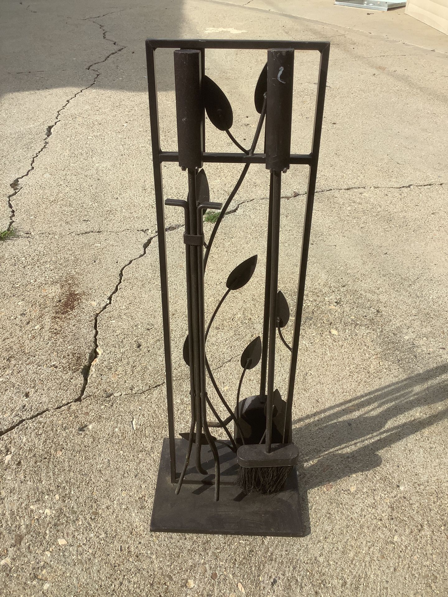 Metal Fireplace Set