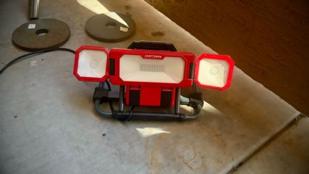 Craftsman LED Triple-Panel Work Light