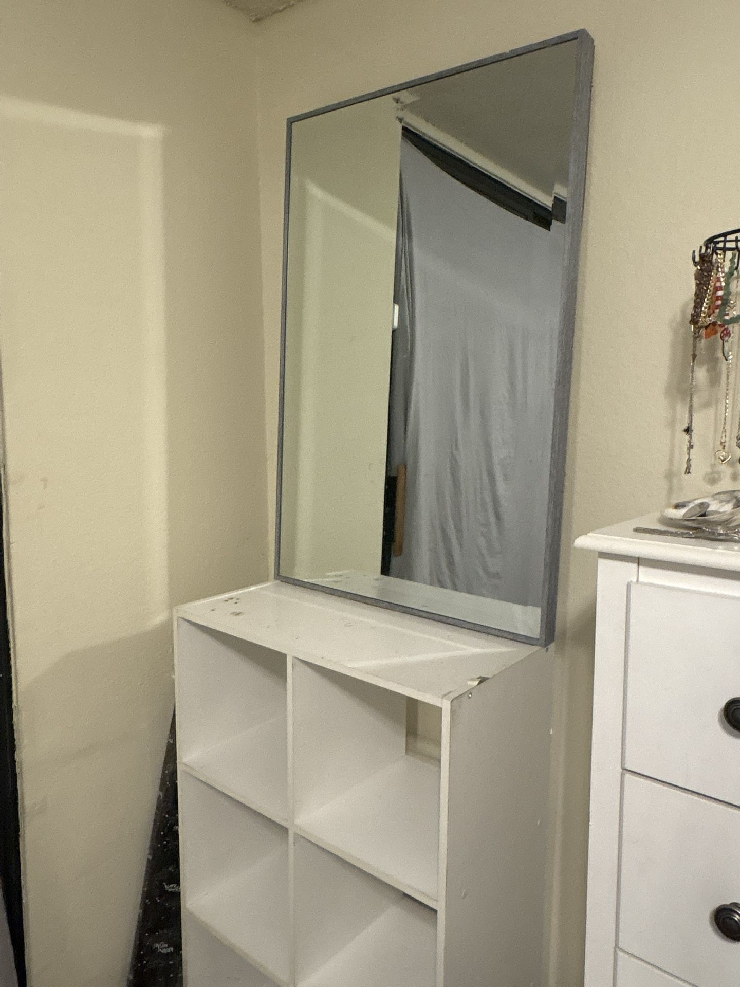 Mirror & Cubed Dresser