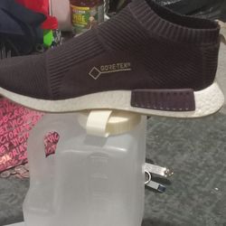 Adidas Size 10.5 $ 50