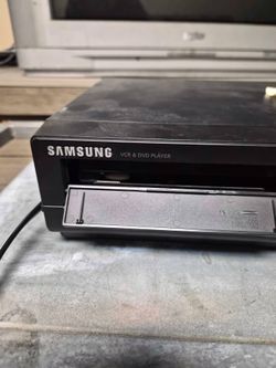 Samsung DVD-V6700 VHS/DVD combo player